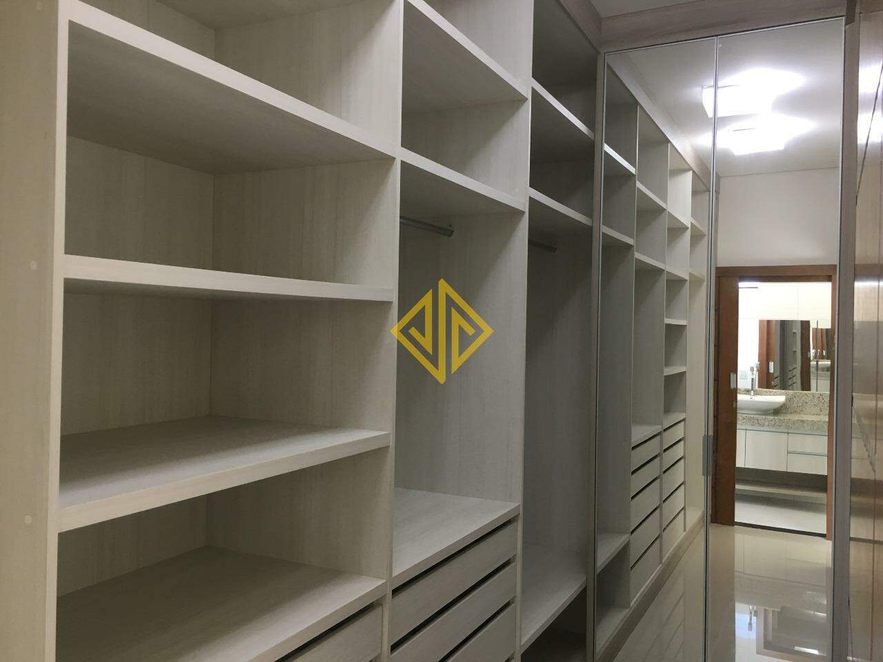 Casa para aluguel no Setor Institucional: 