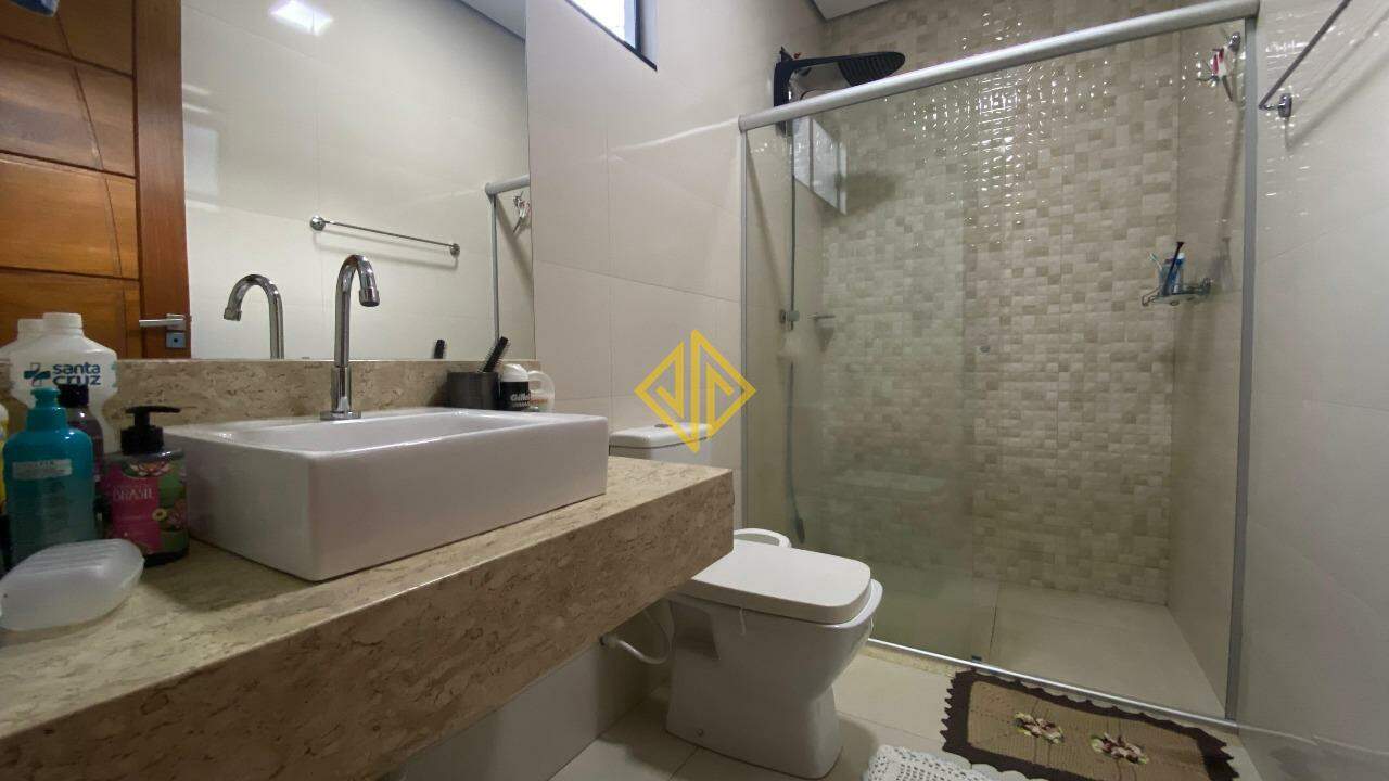 Casa à venda com 3 quartos, 123m² - Foto 14