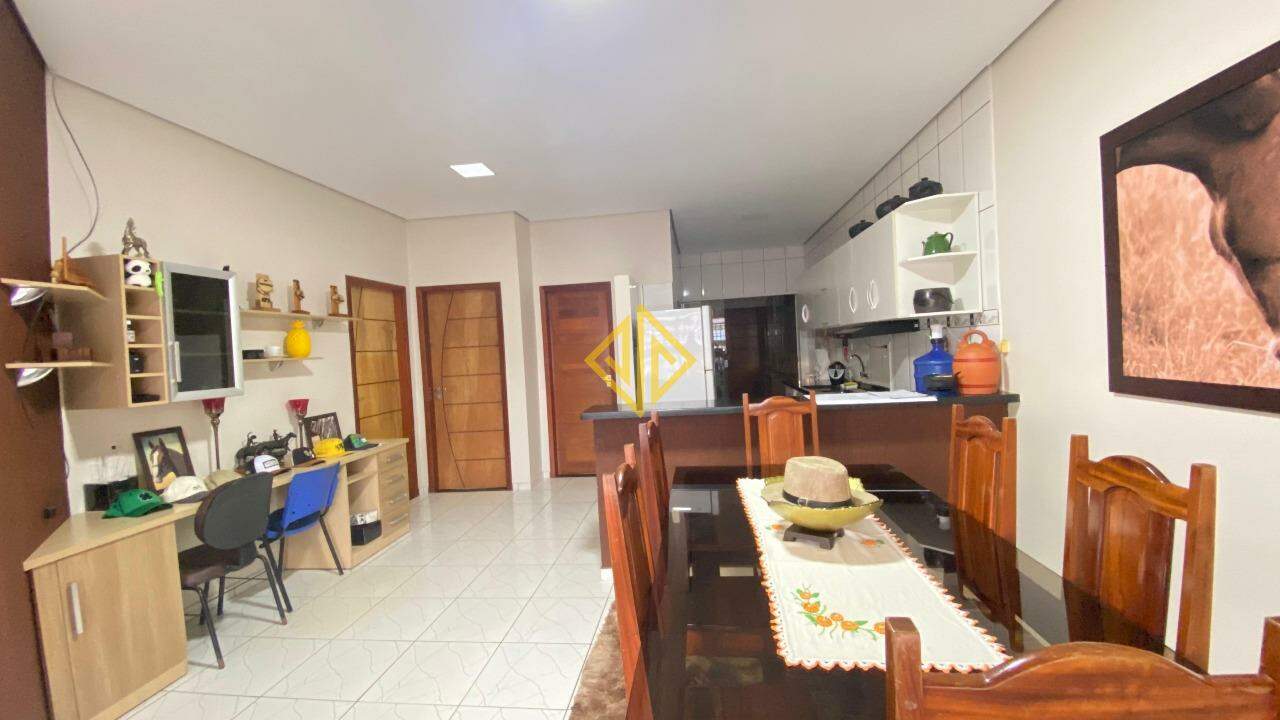 Casa à venda com 3 quartos, 123m² - Foto 3