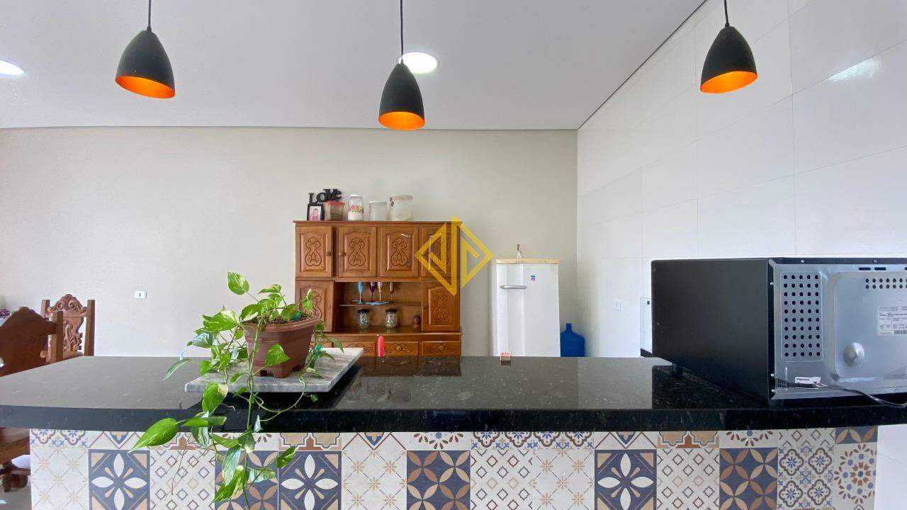 Casa à venda com 3 quartos, 145m² - Foto 11