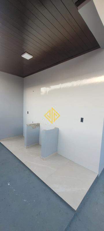Casa à venda com 2 quartos, 75m² - Foto 20