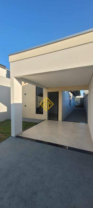 Casa à venda com 2 quartos, 75m² - Foto 2