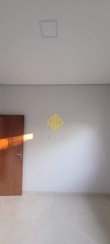 Casa à venda com 2 quartos, 75m² - Foto 6