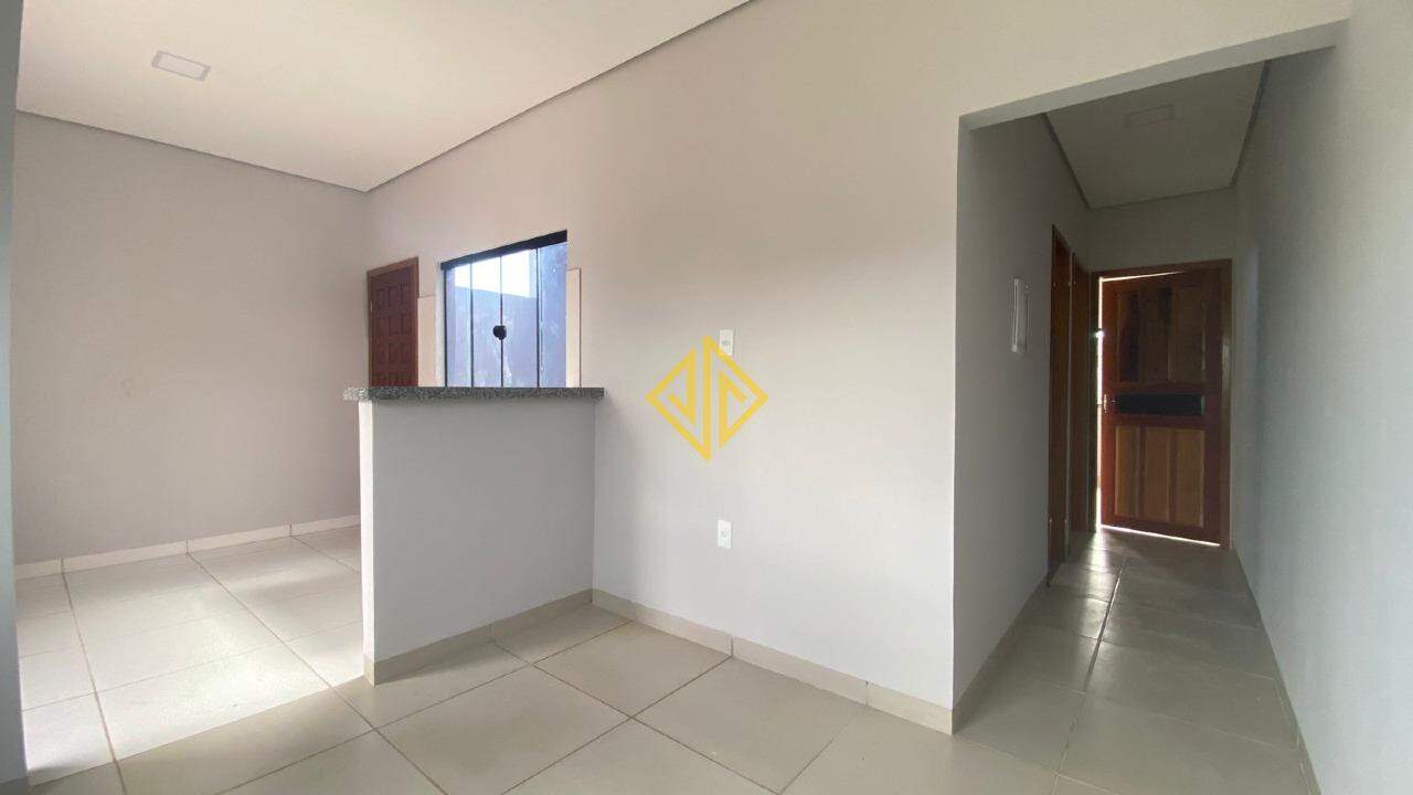 Casa para alugar com 2 quartos, 55m² - Foto 4