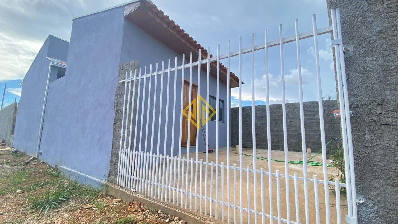 Casa para alugar com 2 quartos, 55m² - Foto 2
