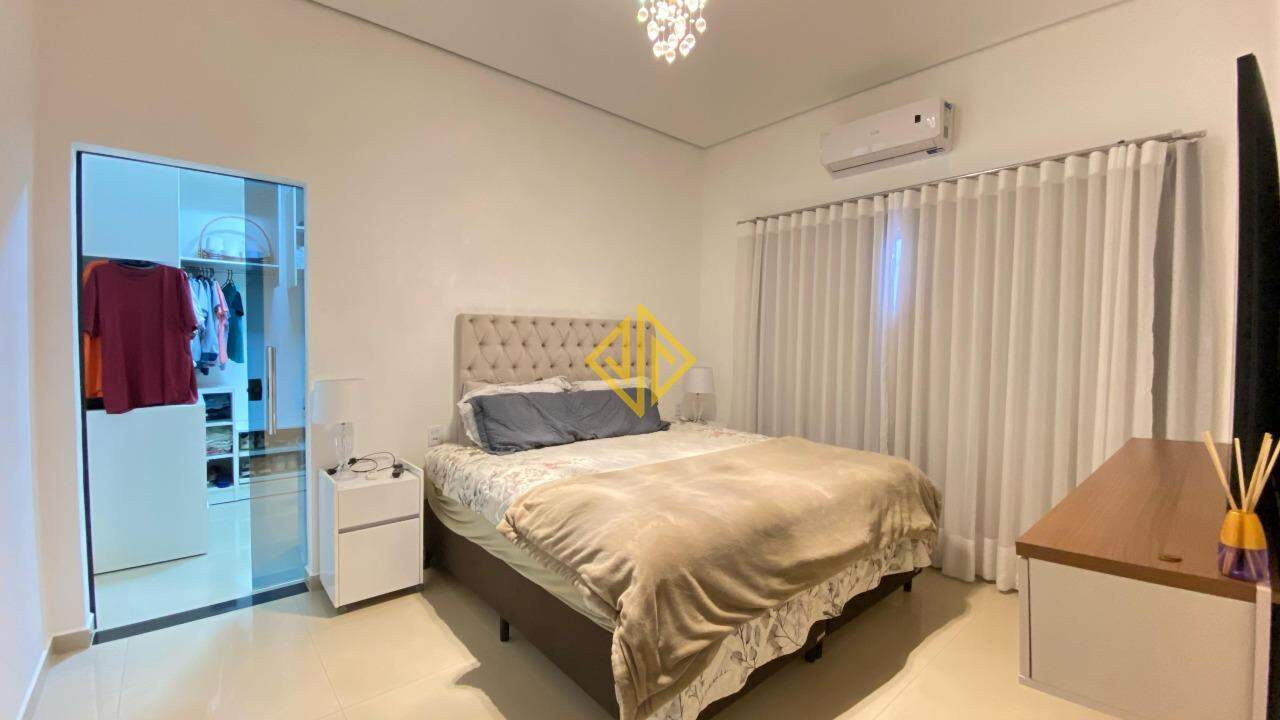 Casa à venda com 2 quartos, 169m² - Foto 6