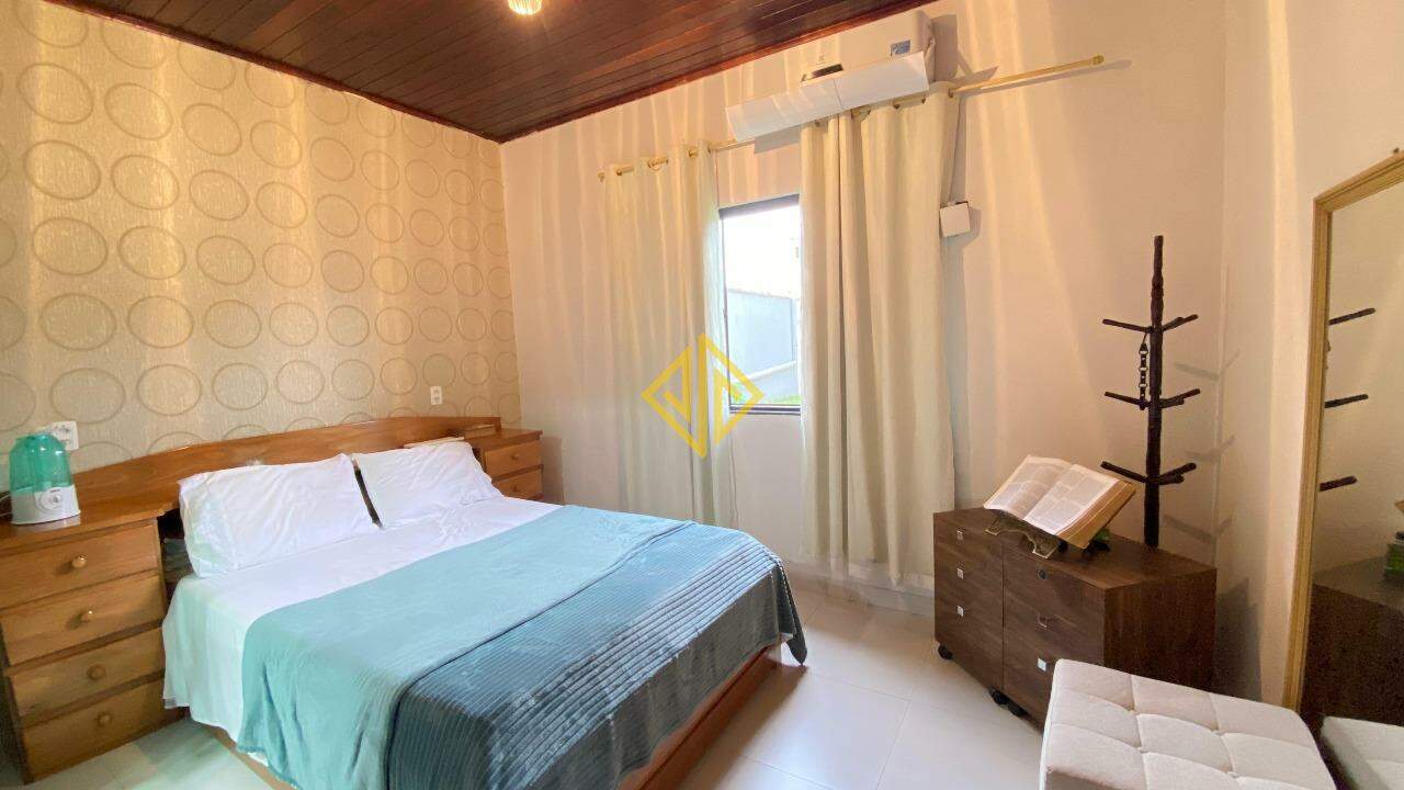 Casa à venda com 3 quartos, 159m² - Foto 8