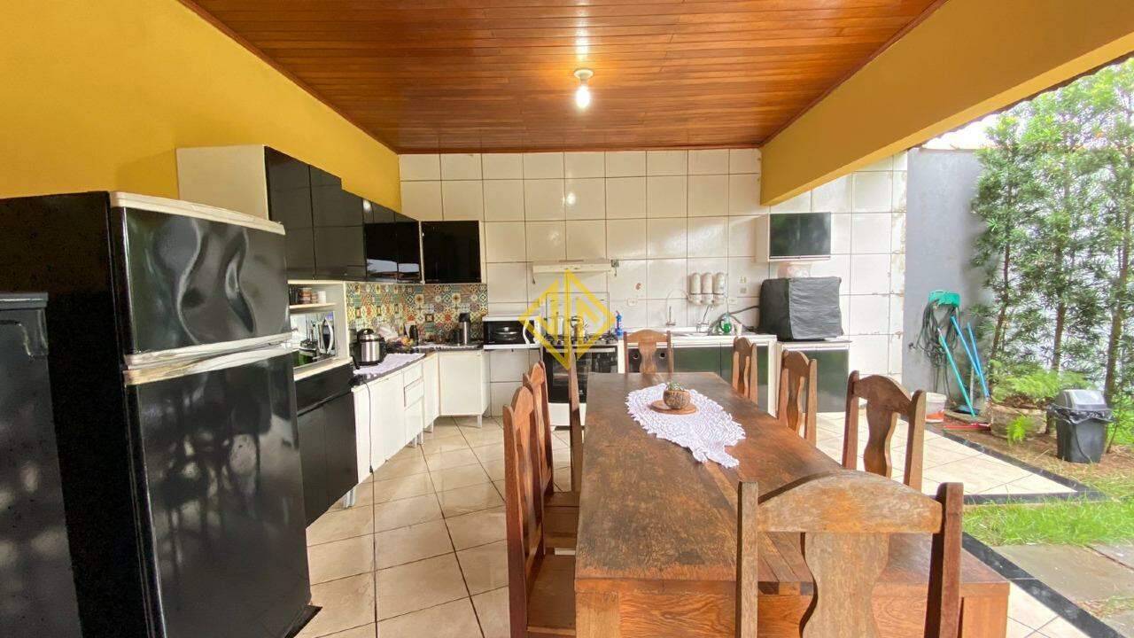 Casa à venda com 3 quartos, 159m² - Foto 16