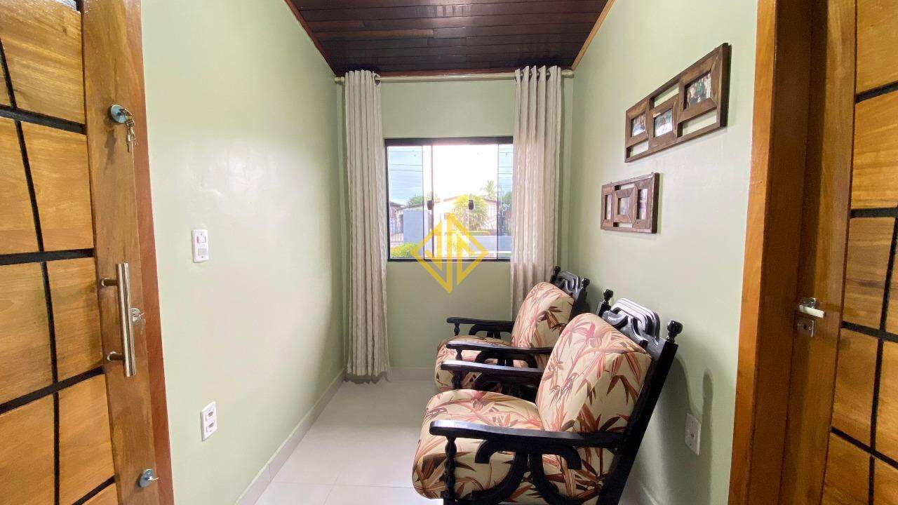 Casa à venda com 3 quartos, 159m² - Foto 3