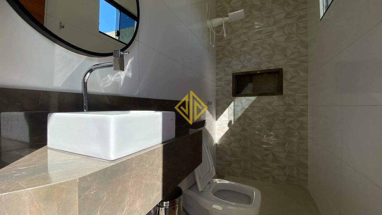 Casa à venda com 4 quartos, 153m² - Foto 3