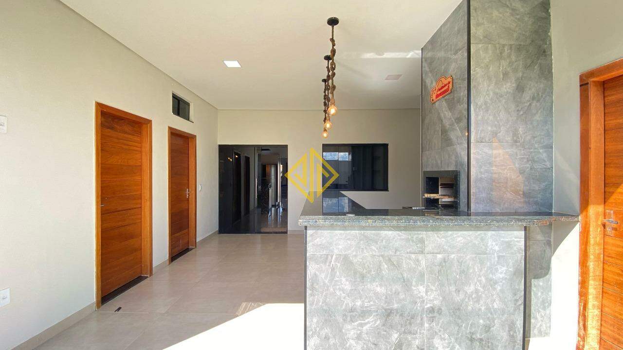 Casa à venda com 4 quartos, 153m² - Foto 13