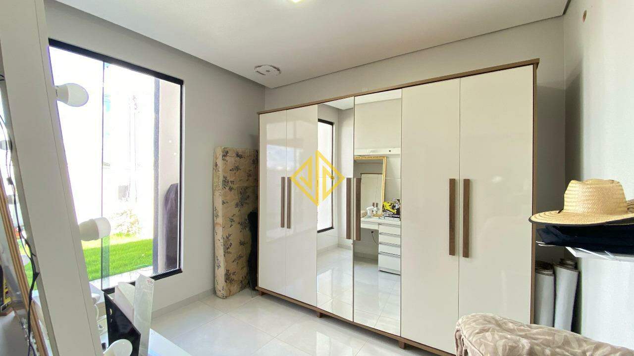 Casa à venda com 4 quartos, 153m² - Foto 6