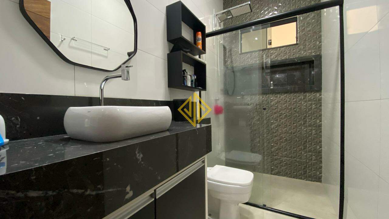 Casa à venda com 4 quartos, 153m² - Foto 8