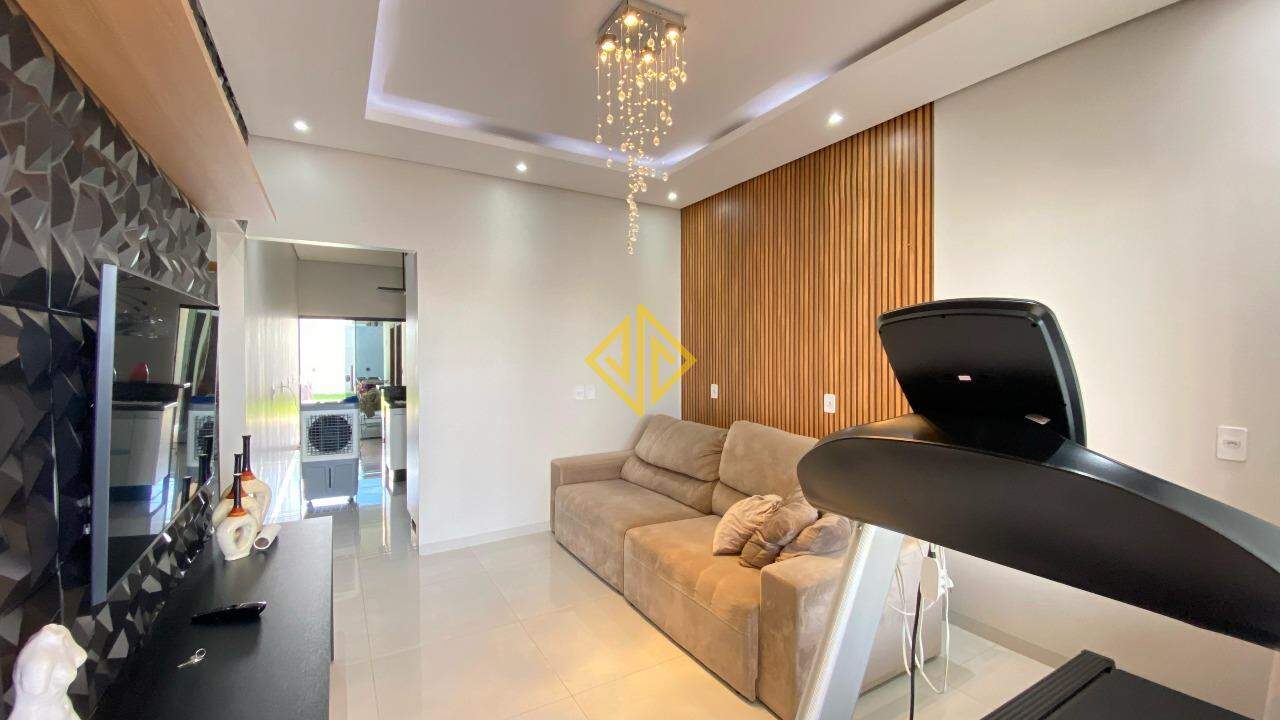 Casa à venda com 4 quartos, 153m² - Foto 2