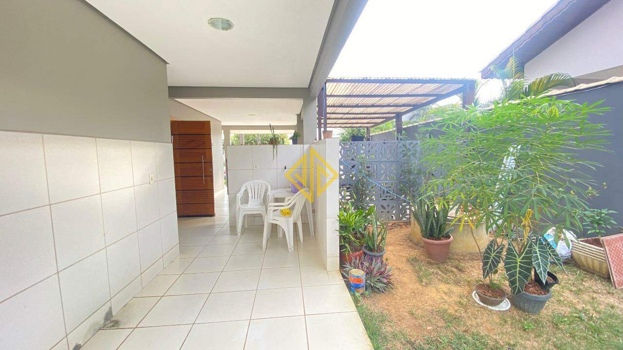 Casa à venda com 4 quartos, 225m² - Foto 11