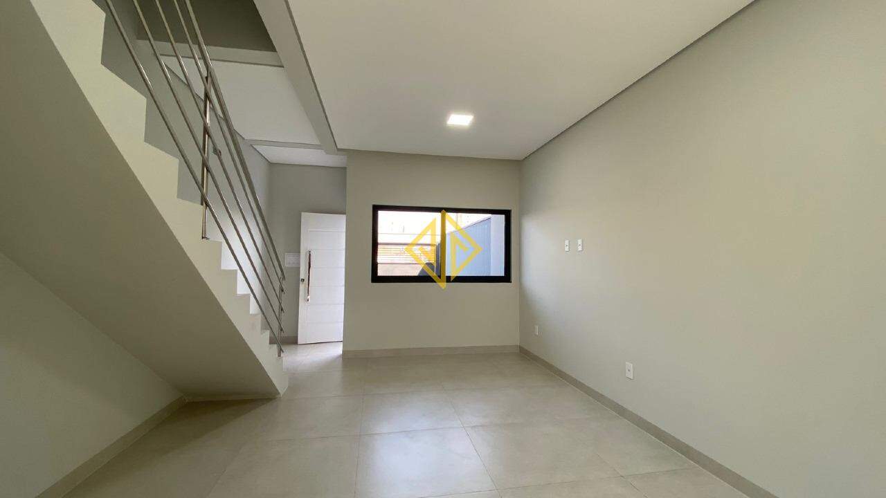 Sobrado para aluguel no Setor 03: 