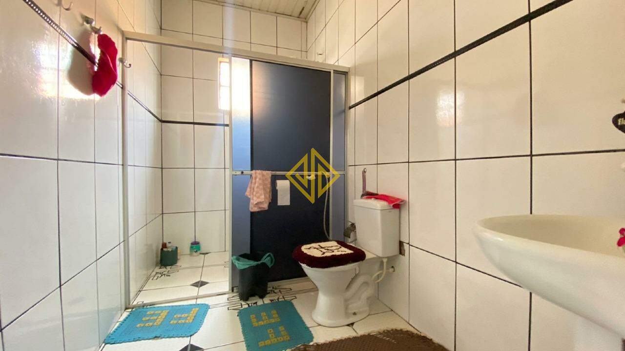 Casa à venda com 4 quartos, 266m² - Foto 11