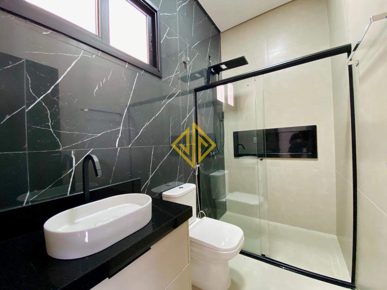Casa à venda com 2 quartos, 110m² - Foto 11