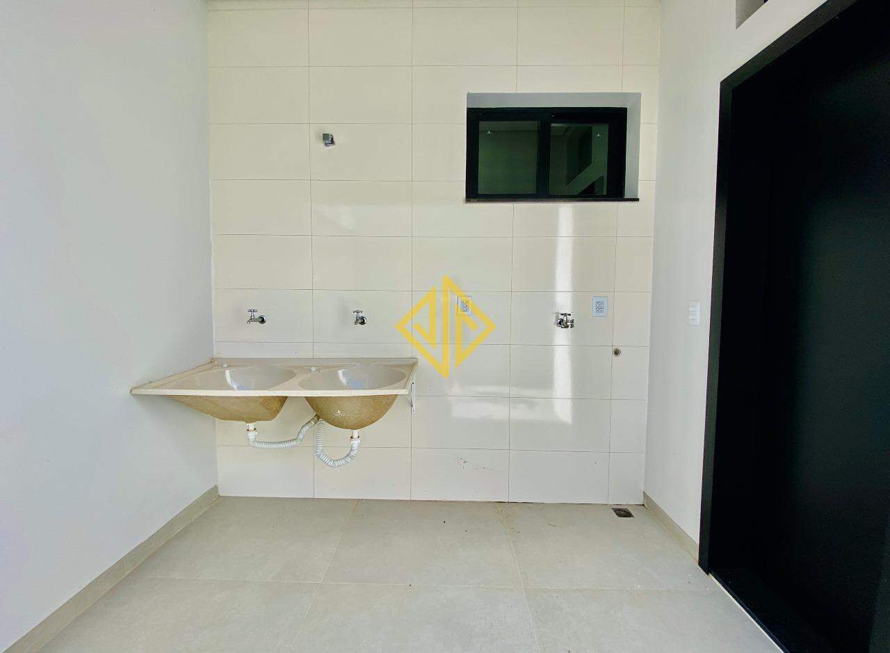 Casa à venda com 2 quartos, 110m² - Foto 16