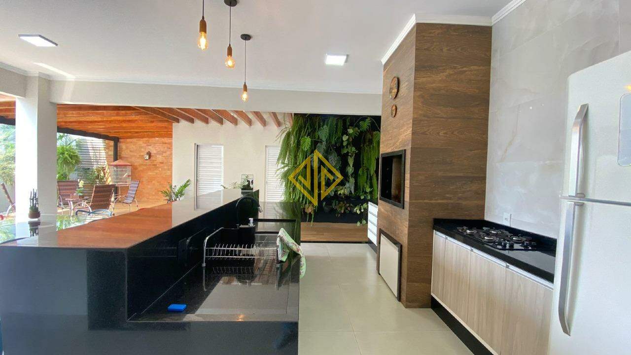 Casa à venda com 3 quartos, 196m² - Foto 18