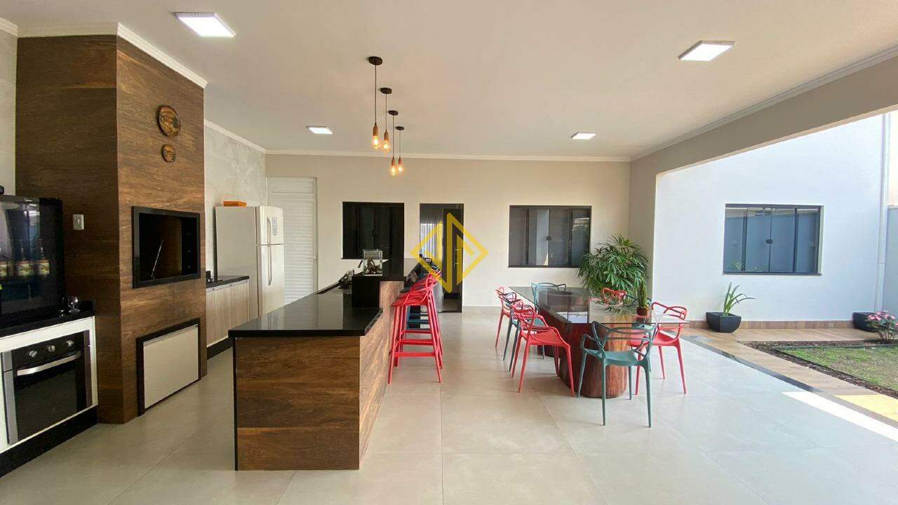 Casa à venda com 3 quartos, 196m² - Foto 13