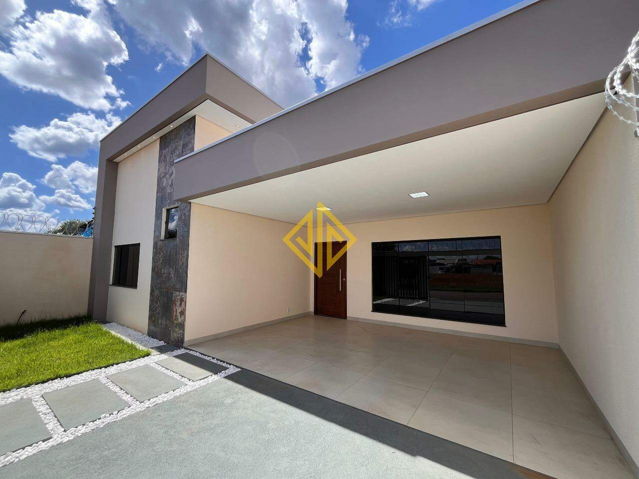 Casa, 2 quartos, 85 m² - Foto 1