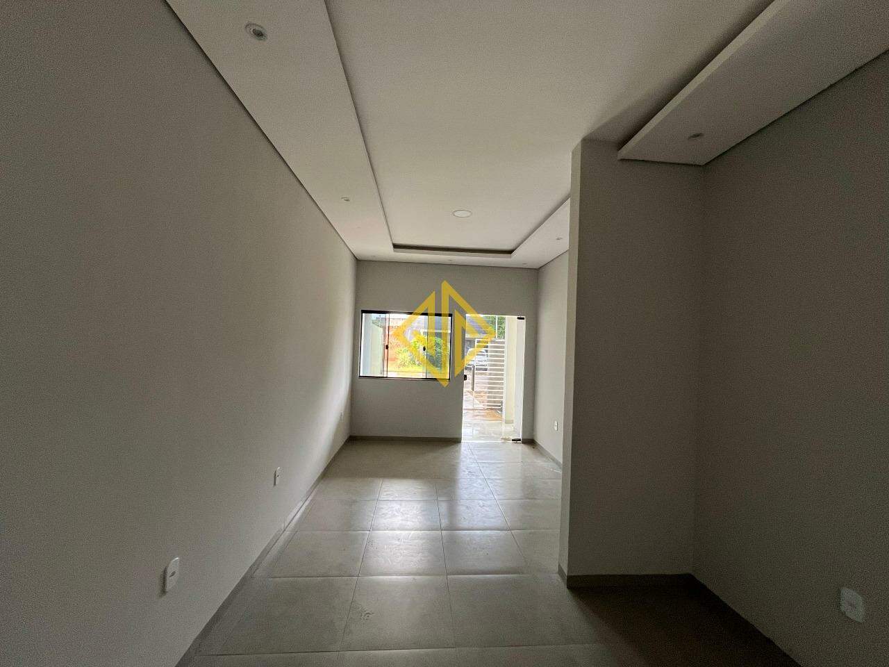 Casa à venda com 2 quartos, 62m² - Foto 4