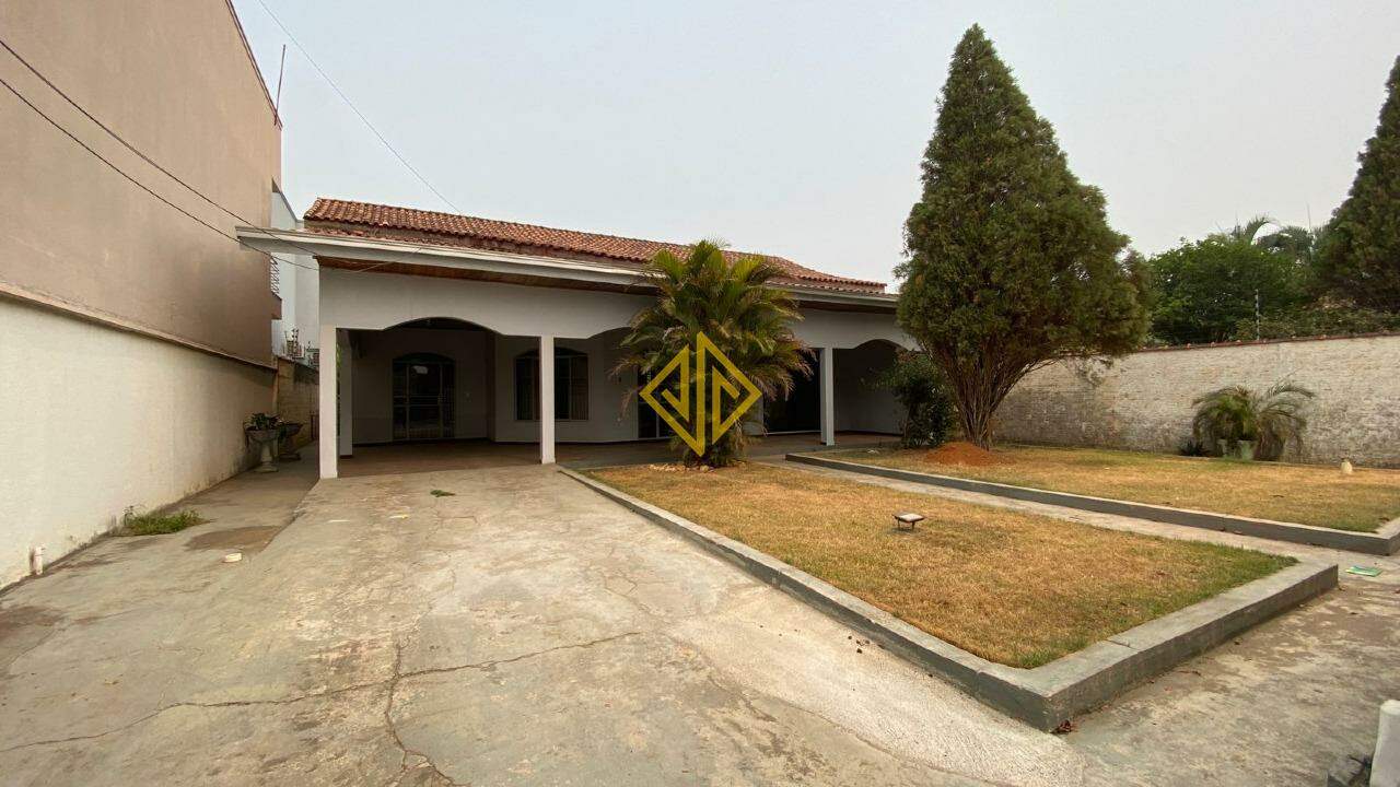 Casa, 3 quartos, 400 m² - Foto 2