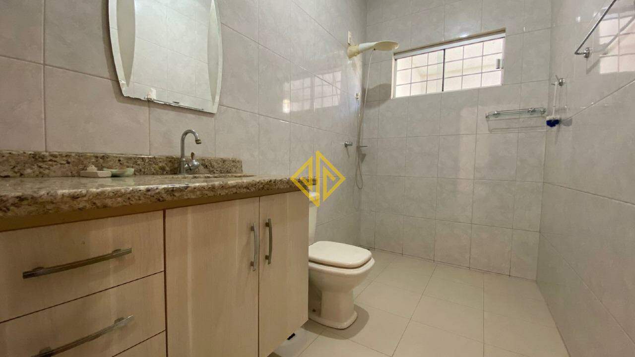 Casa à venda com 3 quartos, 160m² - Foto 7