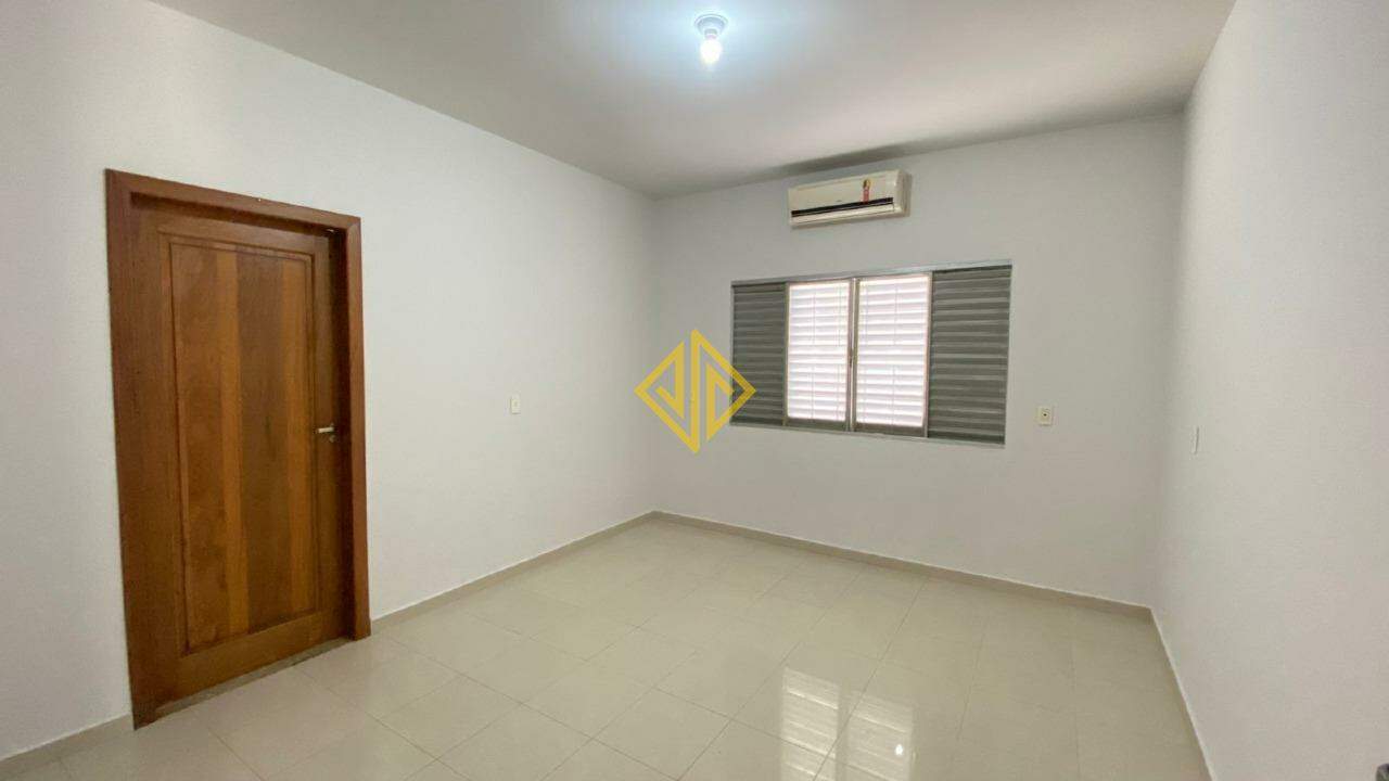 Casa à venda com 3 quartos, 160m² - Foto 9