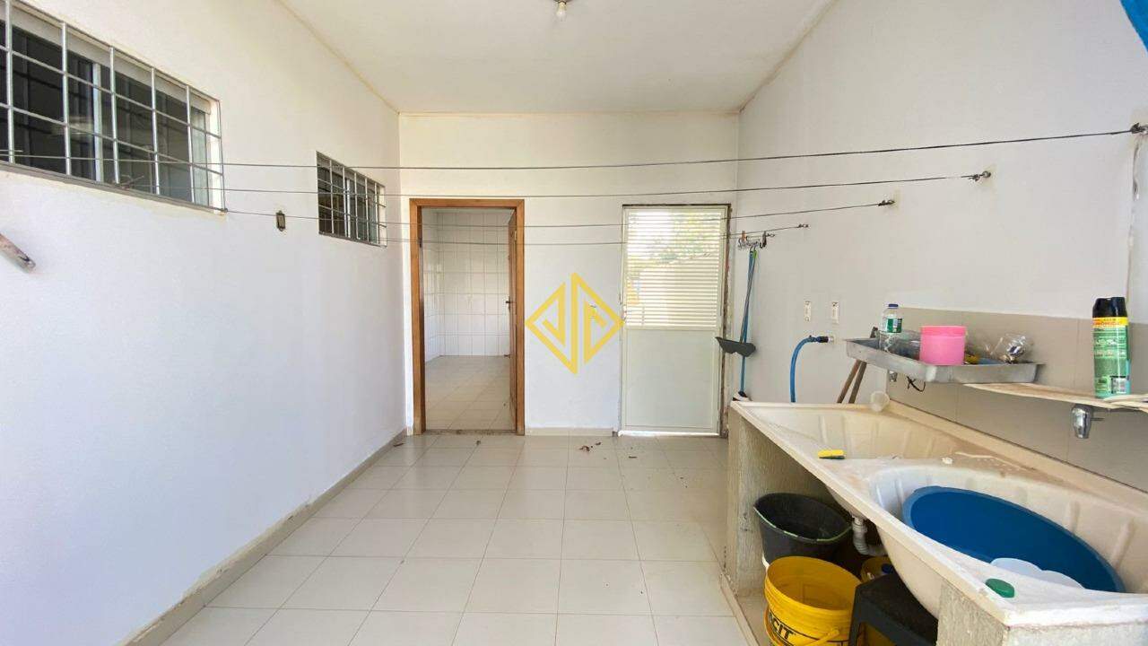 Casa à venda com 3 quartos, 160m² - Foto 13