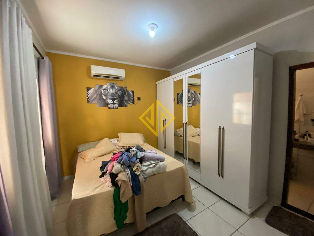 Casa à venda com 2 quartos, 75m² - Foto 6