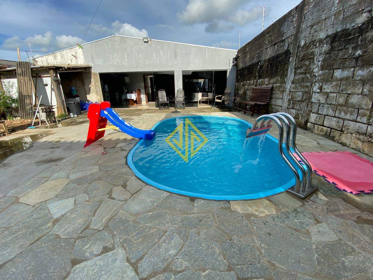 Casa para alugar com 3 quartos, 210m² - Foto 8