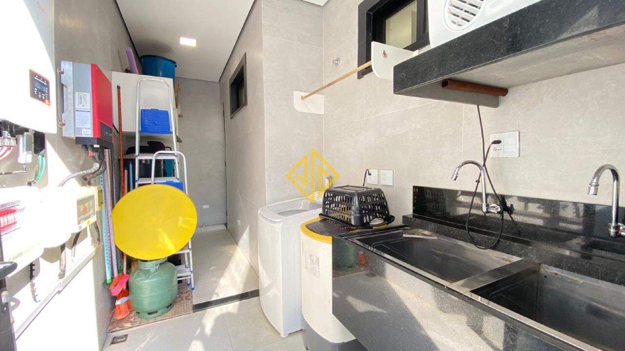 Casa à venda com 3 quartos, 196m² - Foto 20