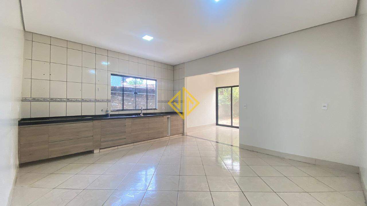 Casa à venda com 3 quartos, 166m² - Foto 11