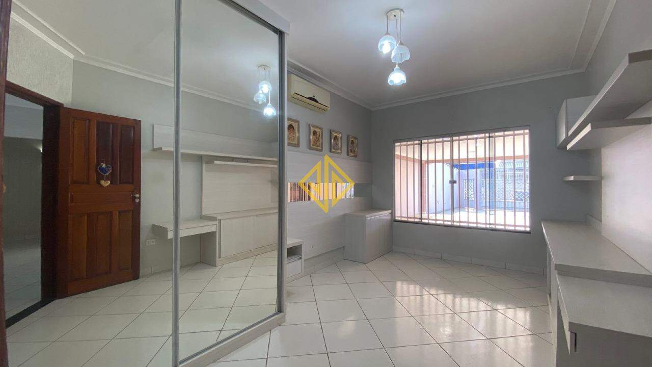 Casa para alugar com 3 quartos, 356m² - Foto 6