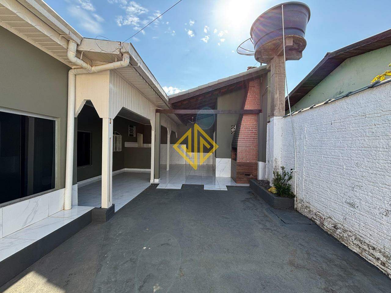Casa à venda no BNH: 