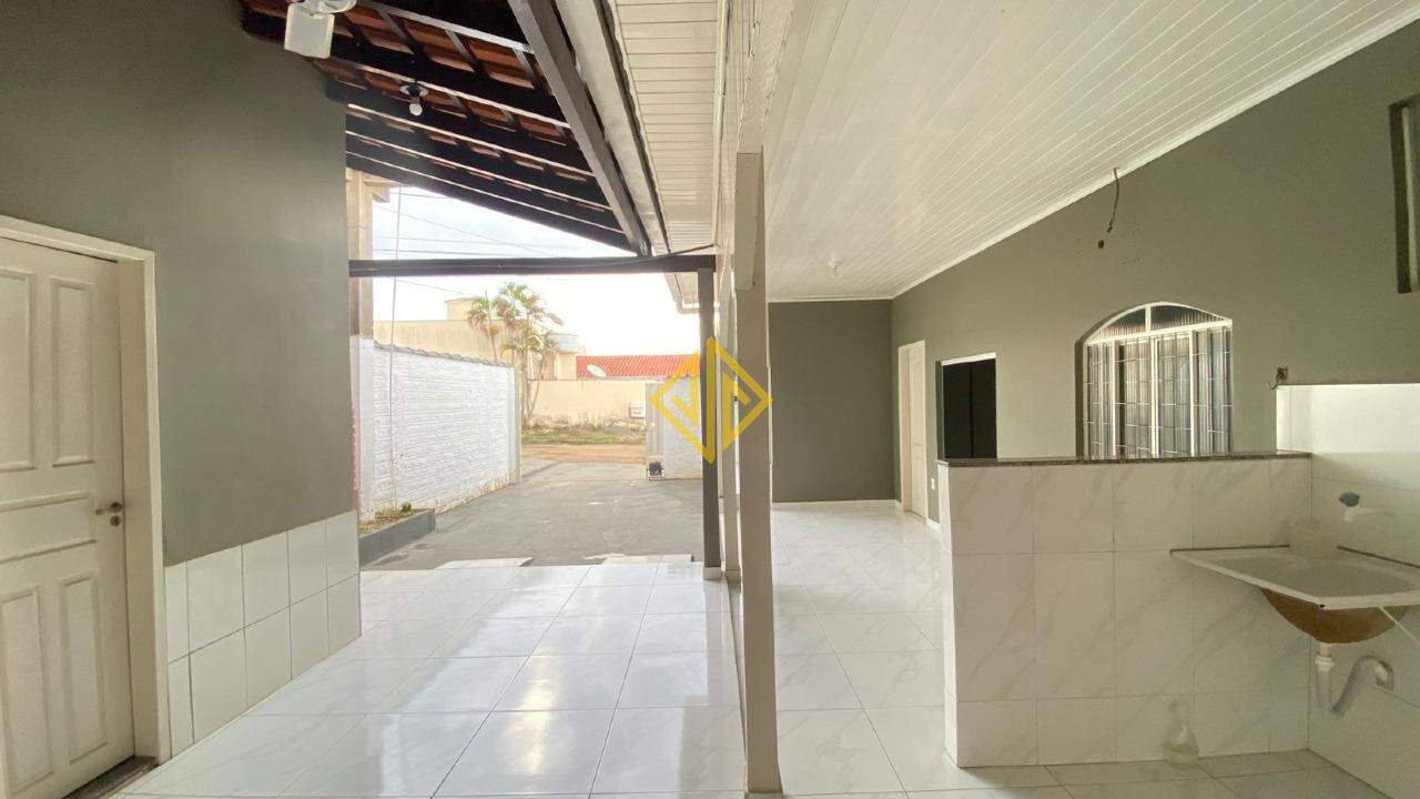 Casa à venda com 2 quartos, 104m² - Foto 11