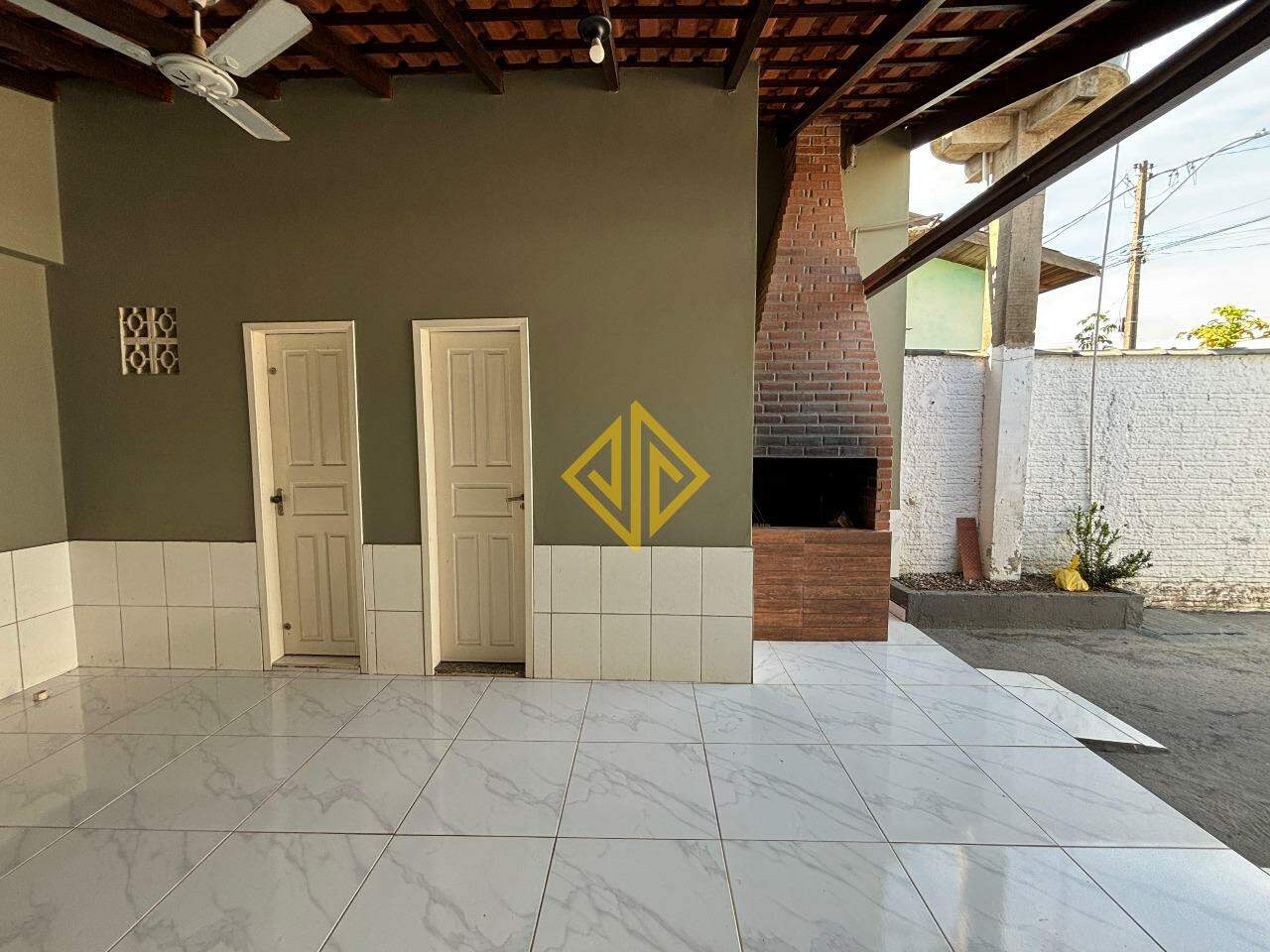 Casa à venda no BNH: 