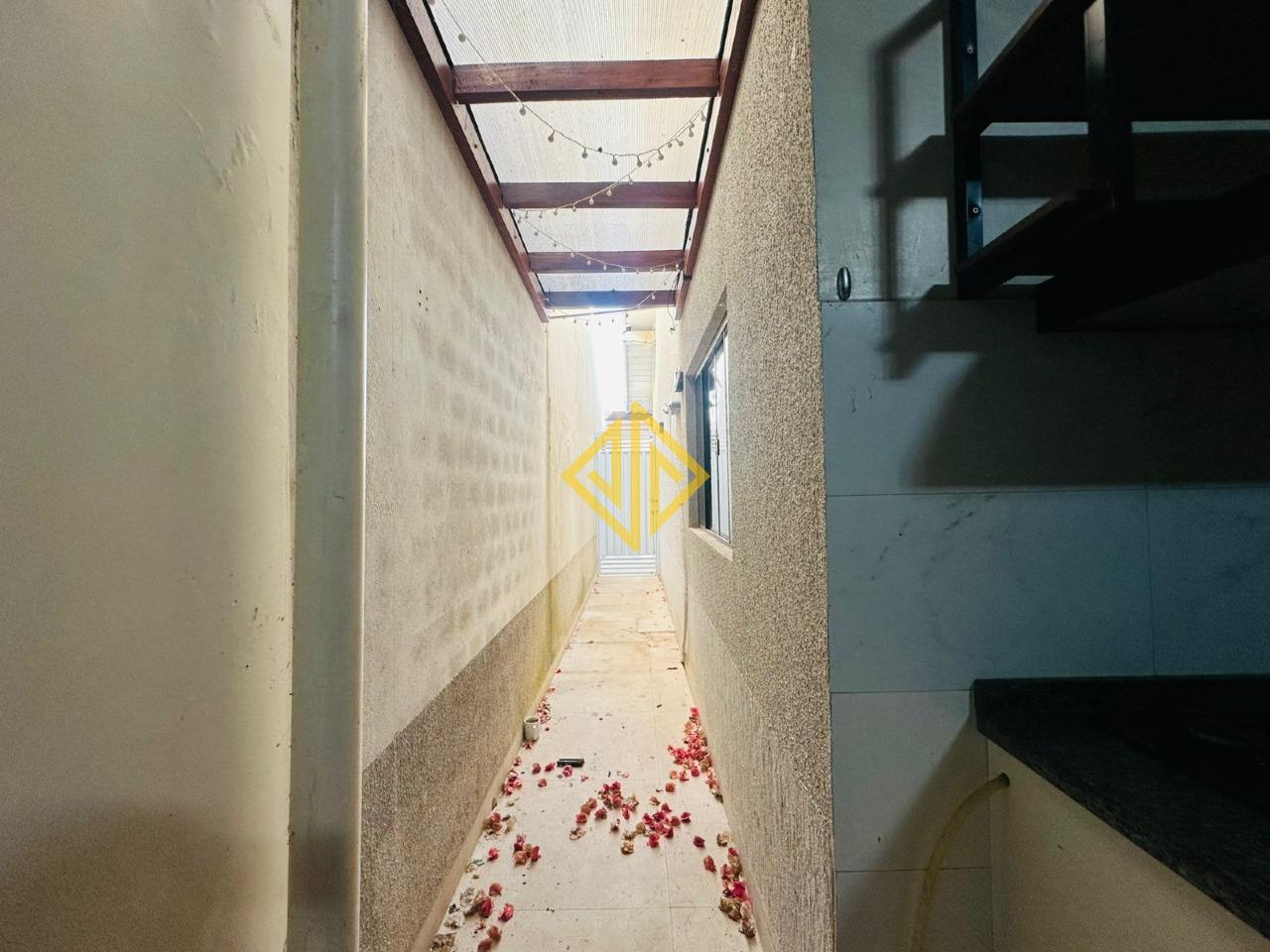 Casa à venda no Jardim Jorge Teixeira: 