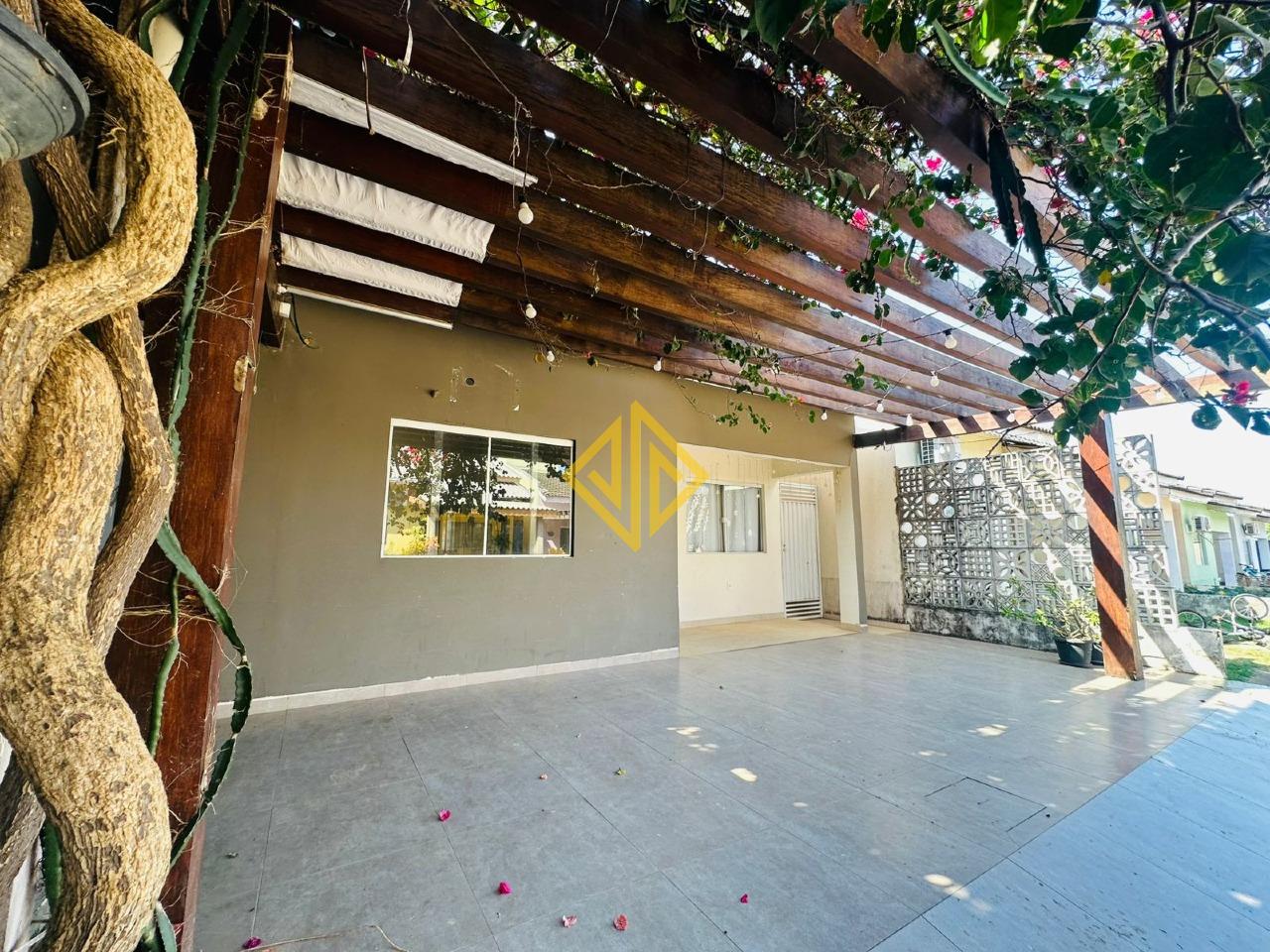 Casa à venda no Jardim Jorge Teixeira: 