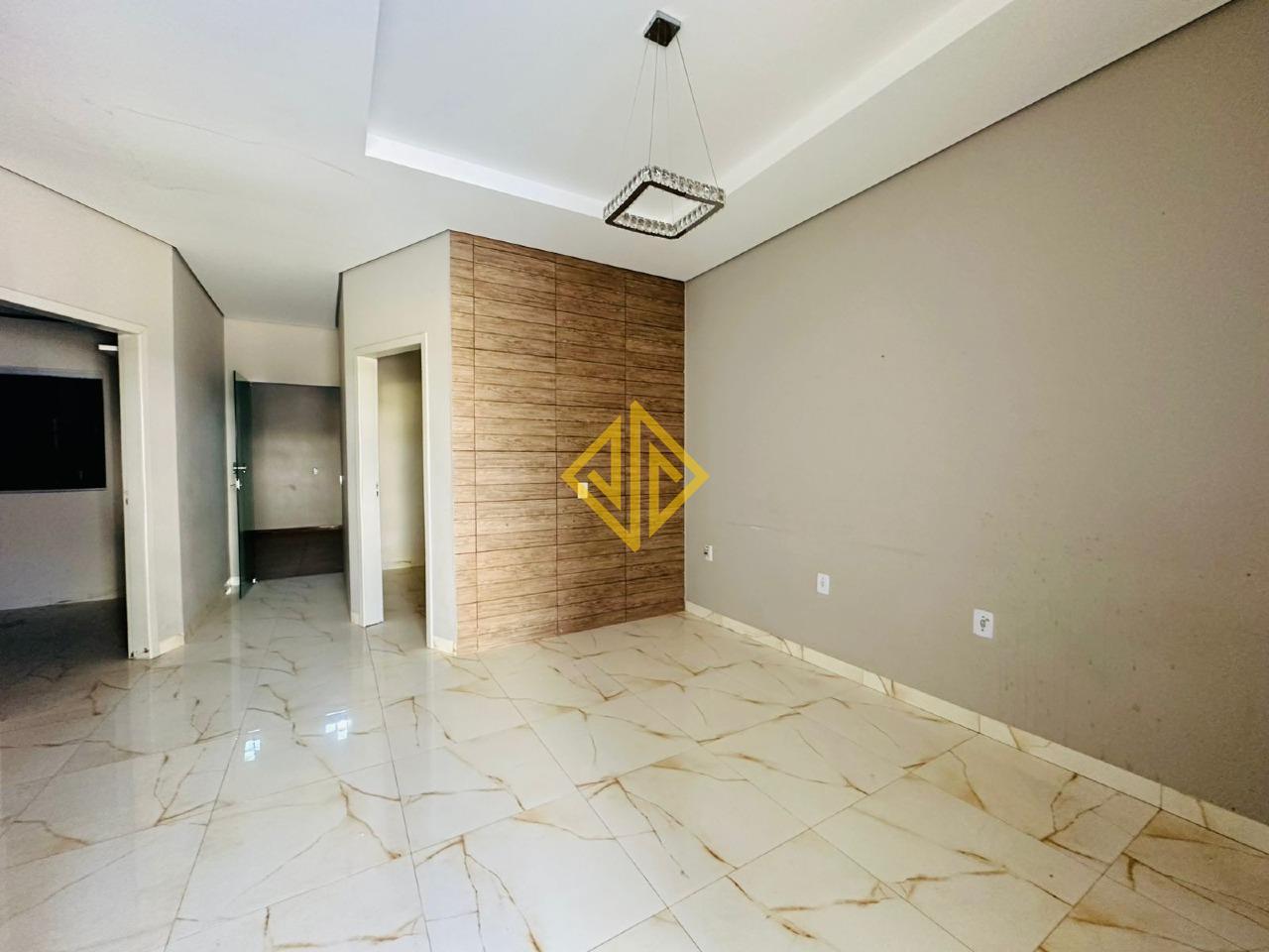 Casa à venda no Jardim Jorge Teixeira: 