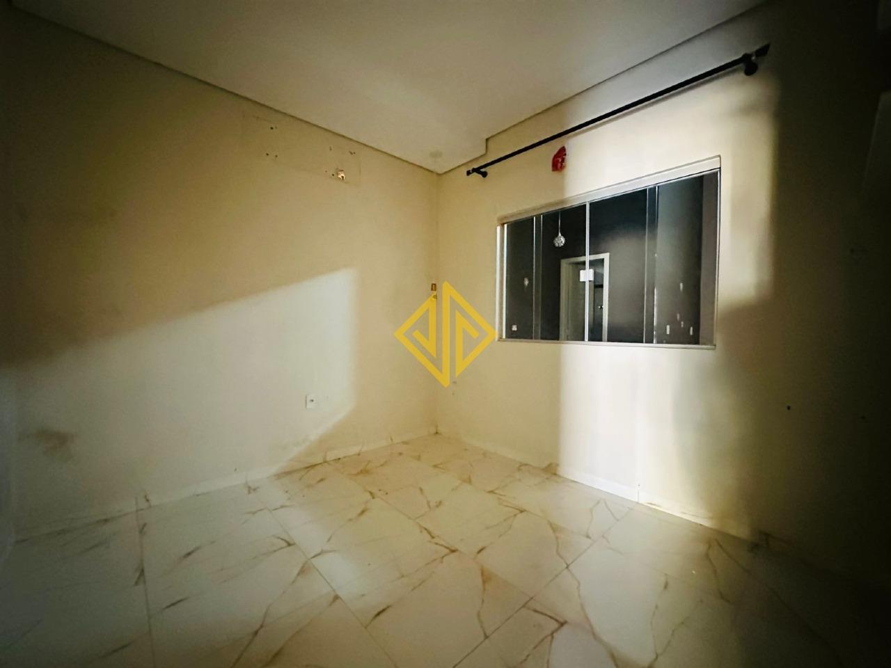 Casa à venda no Jardim Jorge Teixeira: 