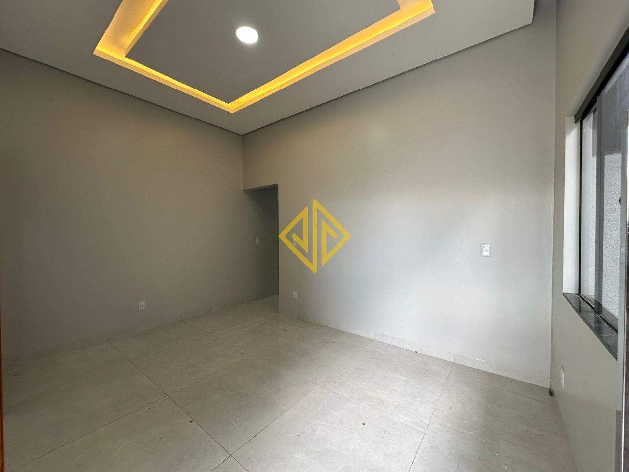 Casa à venda com 3 quartos, 120m² - Foto 2