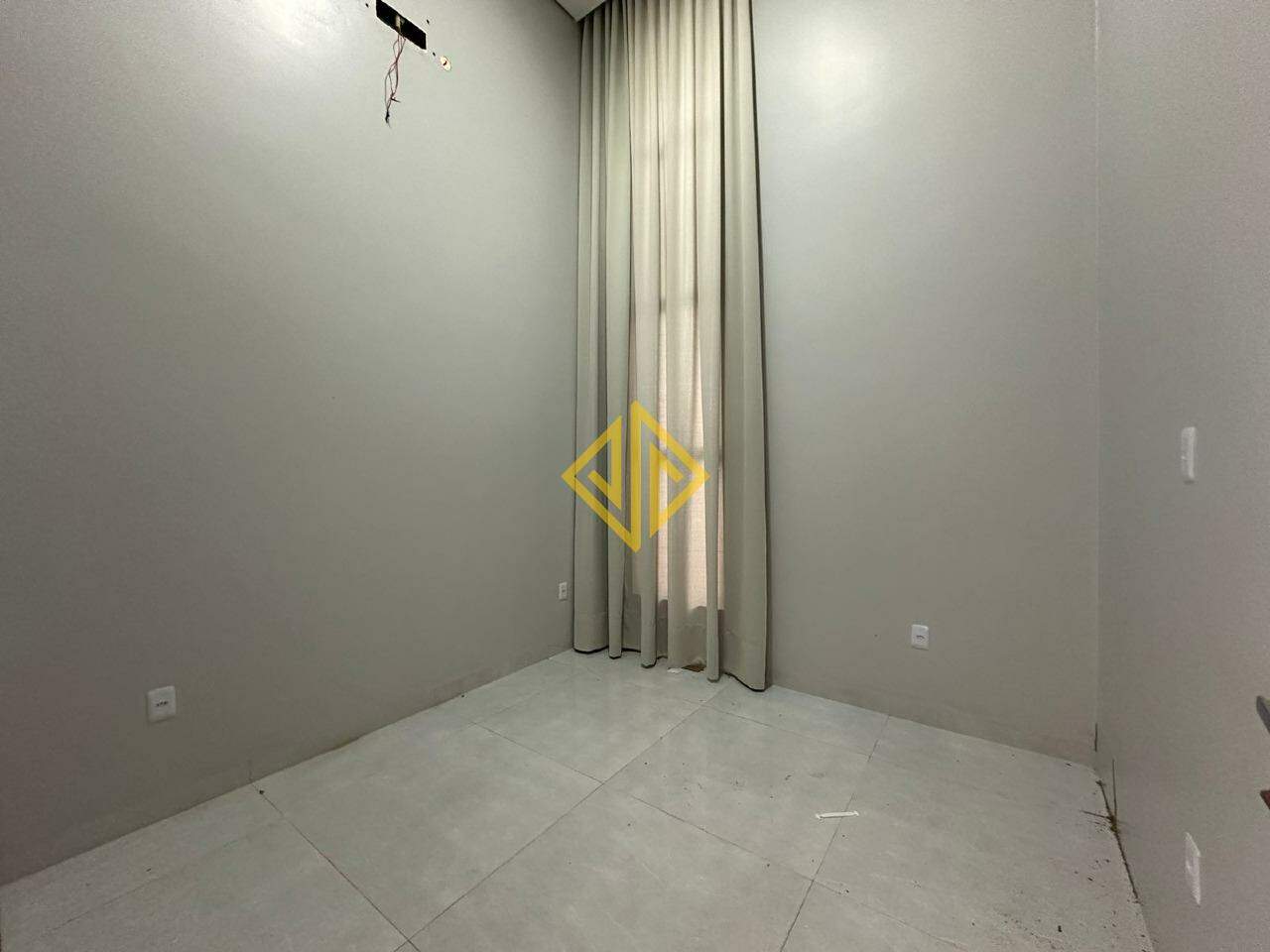 Casa à venda com 3 quartos, 120m² - Foto 4