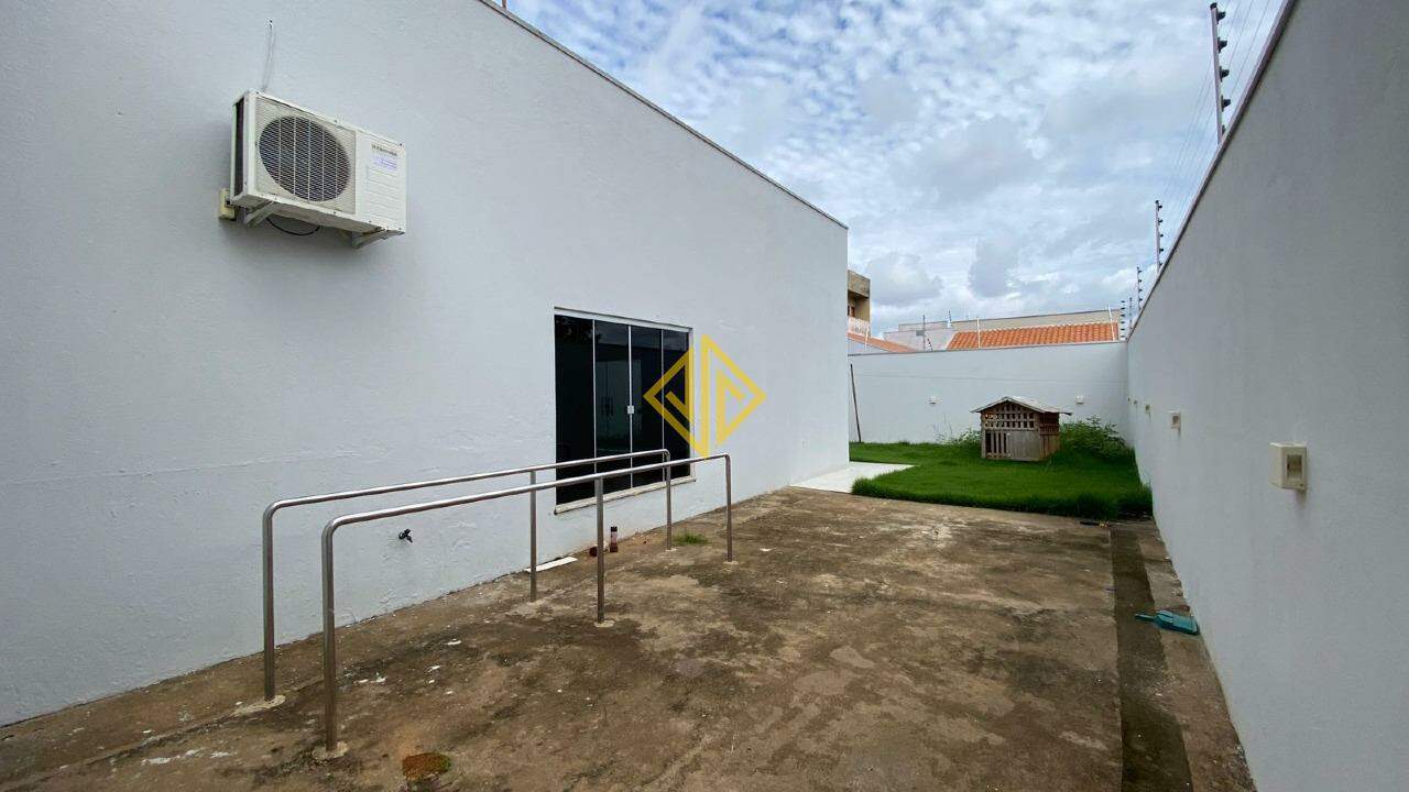 Casa para alugar com 2 quartos, 88m² - Foto 10