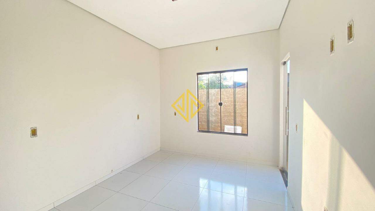 Casa à venda com 2 quartos, 48m² - Foto 3