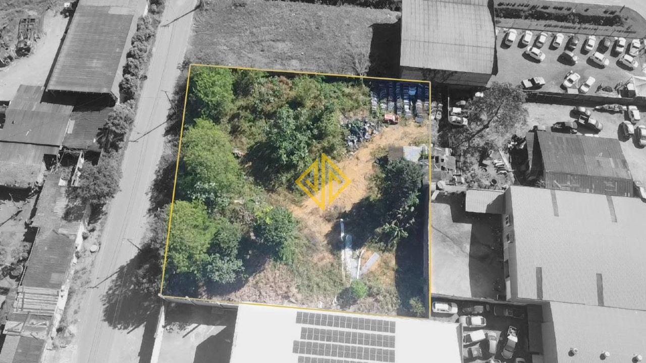 Terreno à venda no Áreas Especiais: 