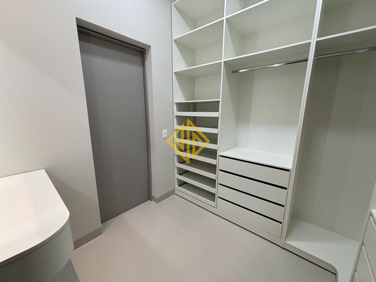 Casa à venda no Condomínio São Paulo: 