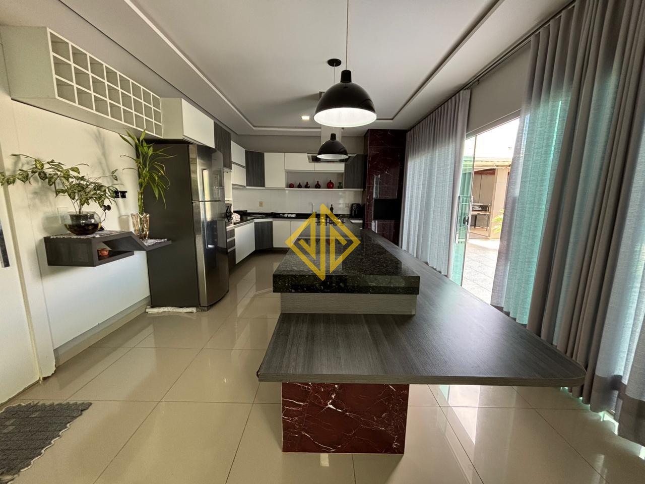 Casa à venda no Jardim das Palmeiras: 